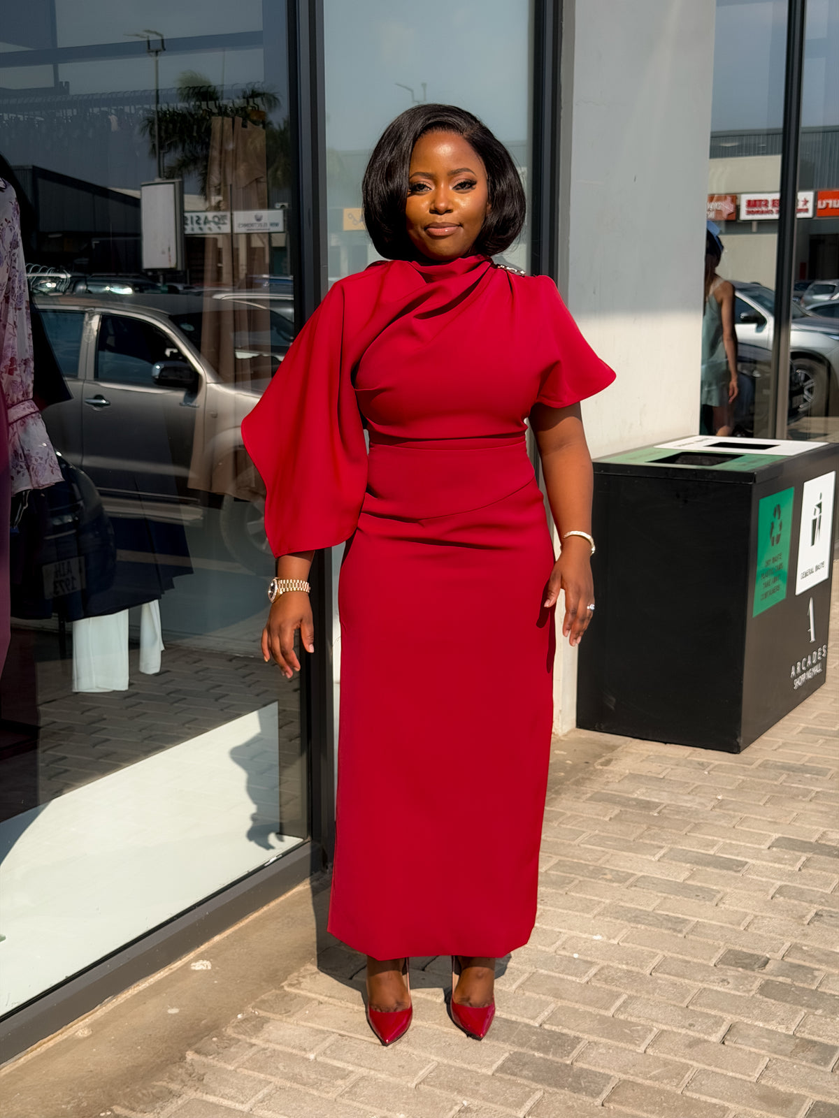 Posh Red Shoulder Detailed Dress