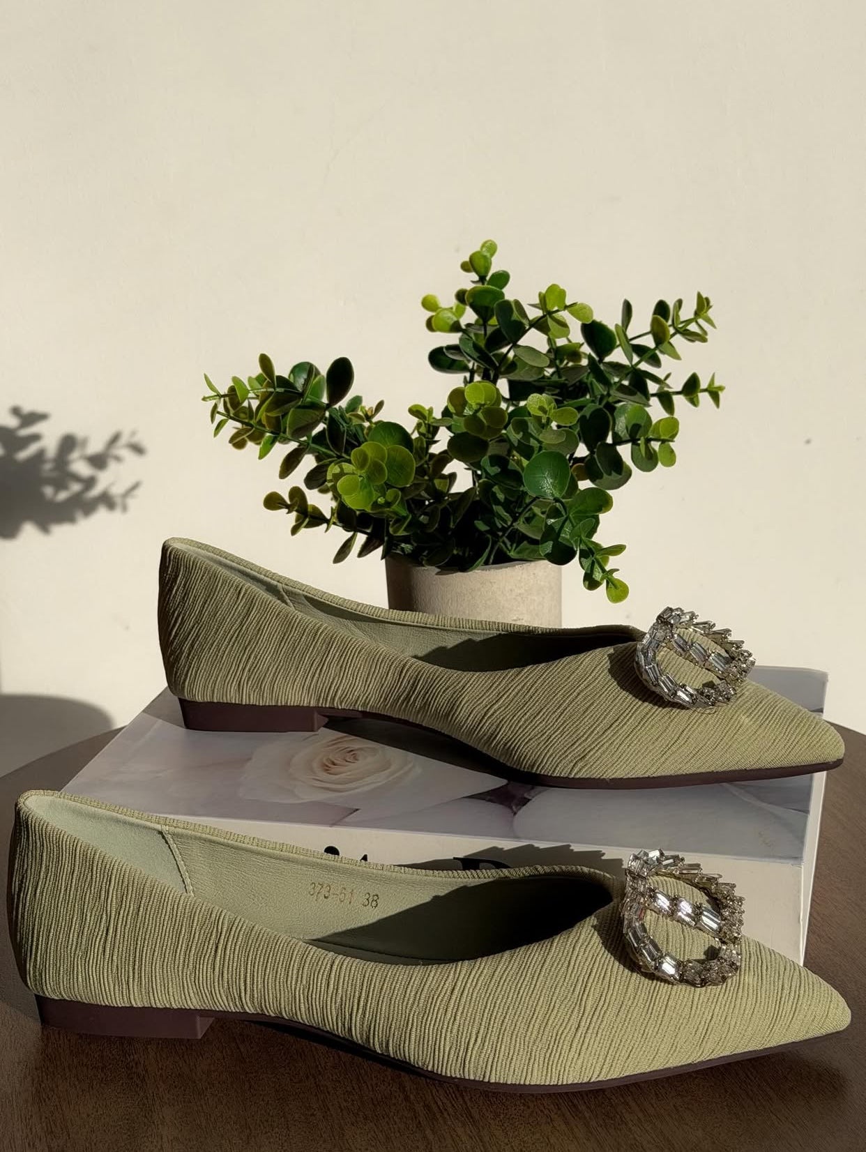 Tea Green Pump
