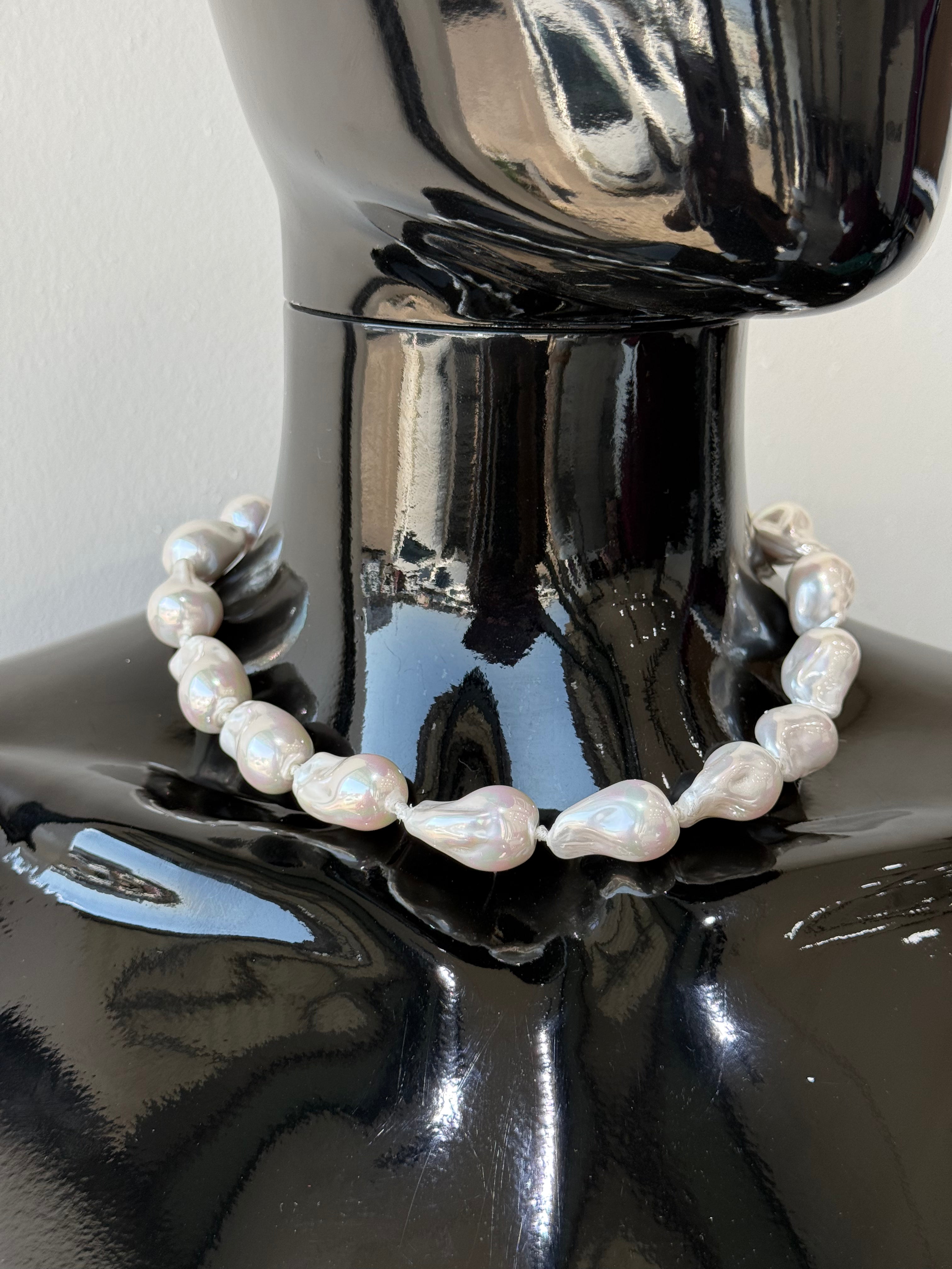 Graduated Pearls