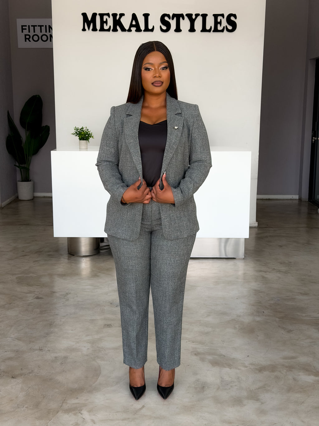 Grey Patterned Pant Suit