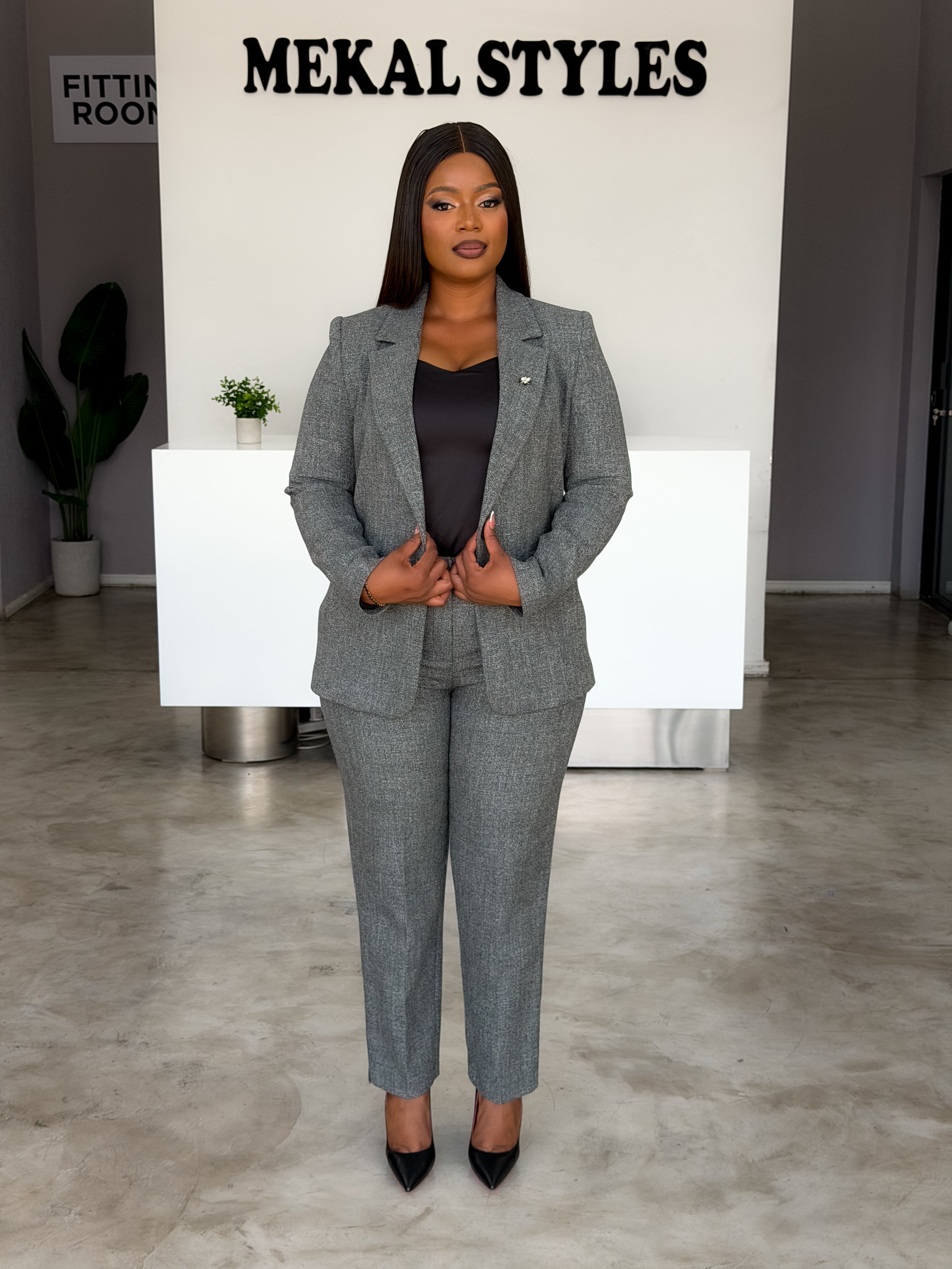 Grey Patterned Pant Suit